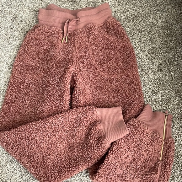 JoyLab Pants & Jumpsuits Joylab Sherpa Pants Poshmark
